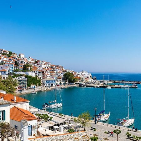 Regina Hotel Skopelos Town Exterior foto