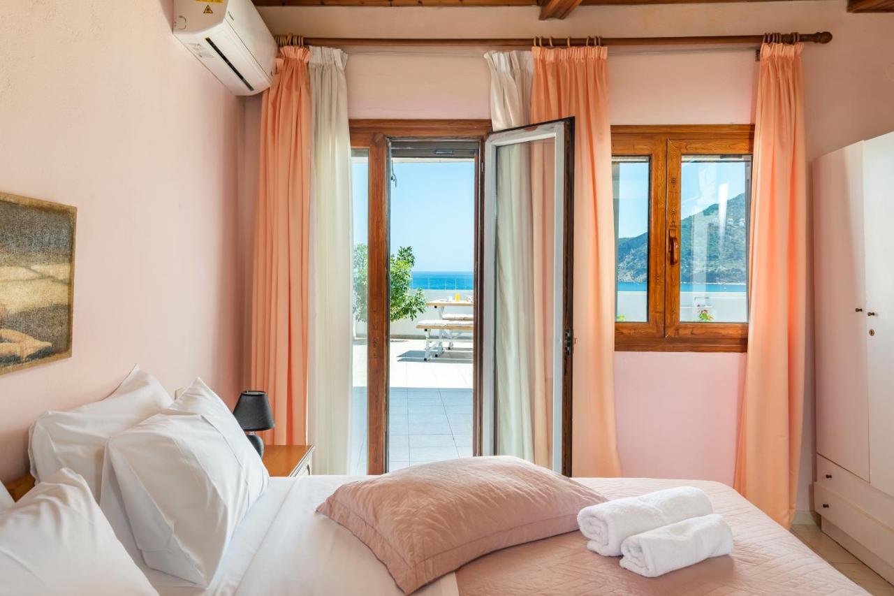 Regina Hotel Skopelos Town Exterior foto