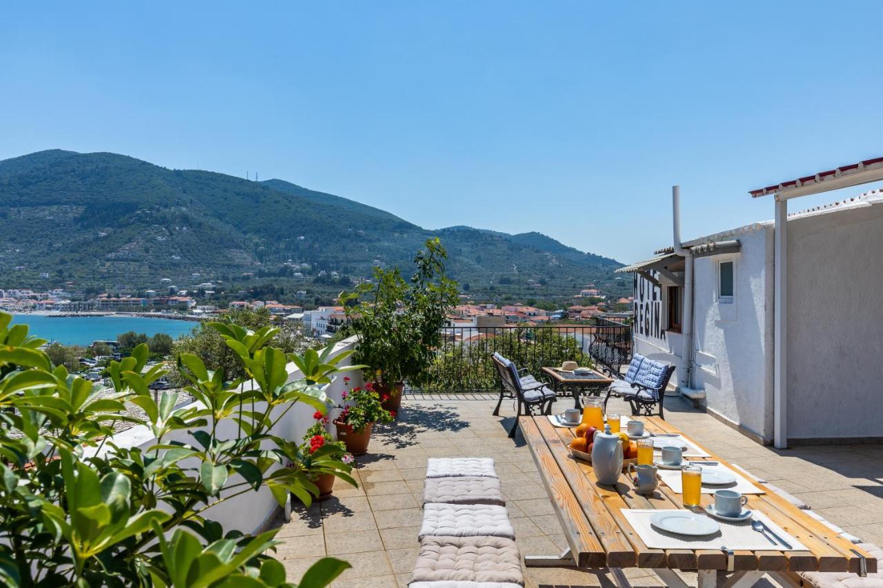 Regina Hotel Skopelos Town Exterior foto